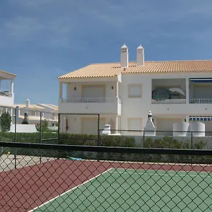 Sunny Velamar , Patroves Portugal